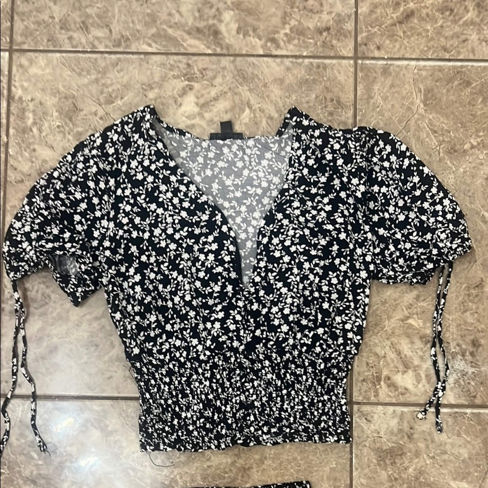 Floral Black and White Women's Top